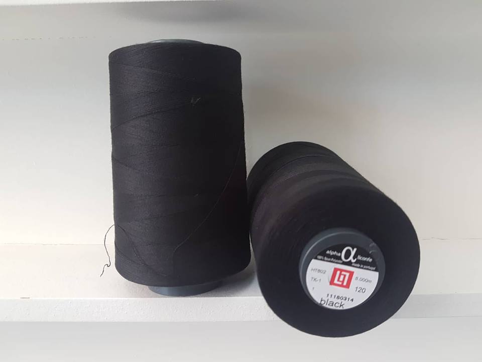 Cone de Linha Costura Preto